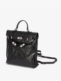 « Glänzender Designer-Veganer Lederrucksack: Die Berliner Tote Bag Revolution »