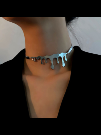 « Vergoldete Verführung: Die Raya Choker-Halskette aus Edelstahl – Ein zeitloses Statement für jeden Anlass »