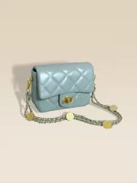 « Die Mini Handtasche Damen Mini-Sommer-Tasche Weiß/Rosa/Schwarz/Blau – Olivia: Ein Must-Have für jeden modischen Sommerlook »
