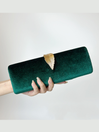 « Edle Eleganz: Die Gracelynn Abend-Clutch-Tasche aus Samt mit Blattgold – Ein Must-Have für Modebewusste »